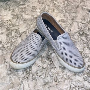 Sherry Women’s Flats